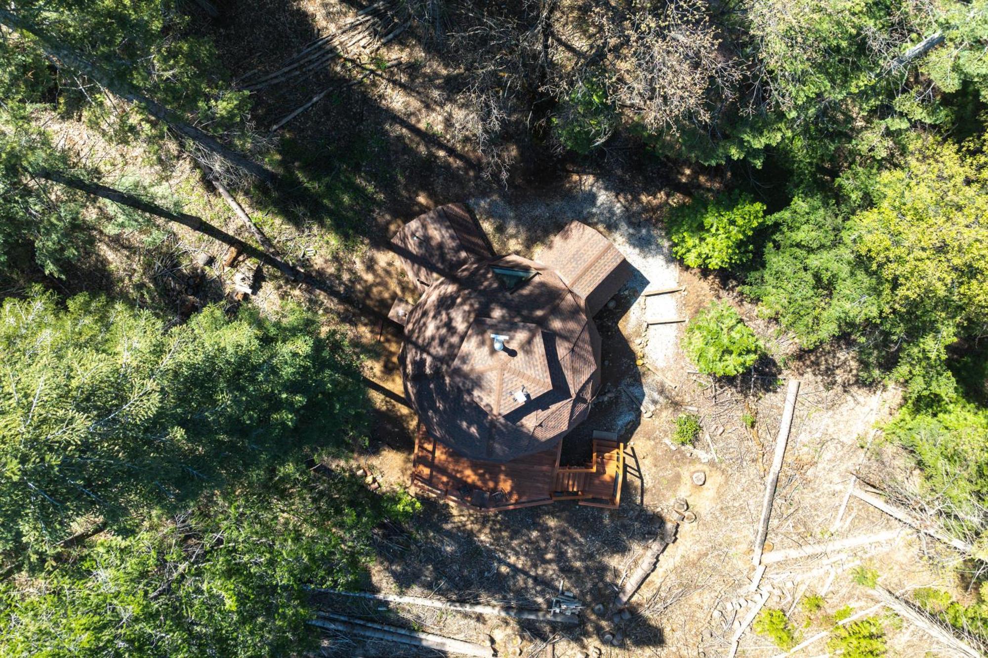 Off-Grid Nevada City Geodesic Dome House With Views! المظهر الخارجي الصورة