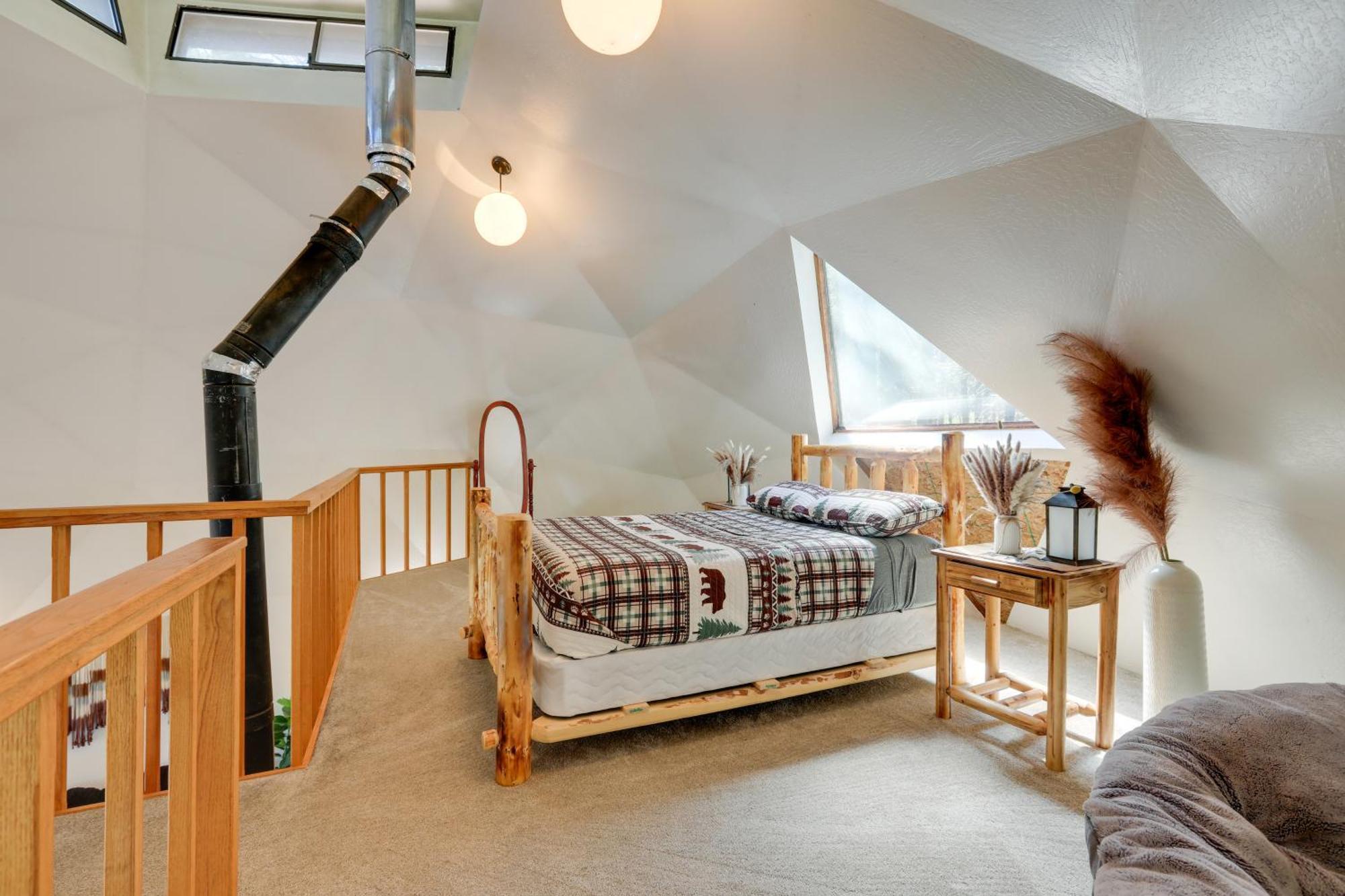 Off-Grid Nevada City Geodesic Dome House With Views! المظهر الخارجي الصورة